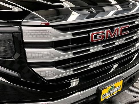 Used 2025 GMC Sierra 1500 SLE w/ Preferred Package AWD/4WD image 32
