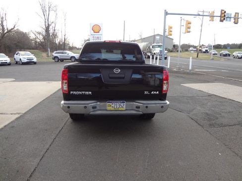Used 2013 Nissan Frontier SL image 4