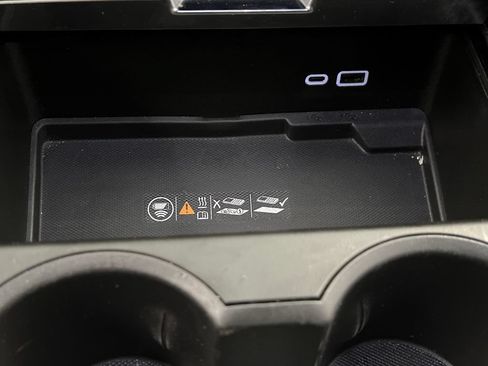 Used 2025 GMC Yukon Denali AWD/4WD image 60