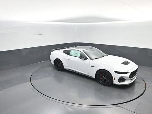 New 2026 Ford Mustang GT w/ GT Performance Package RWD image 24