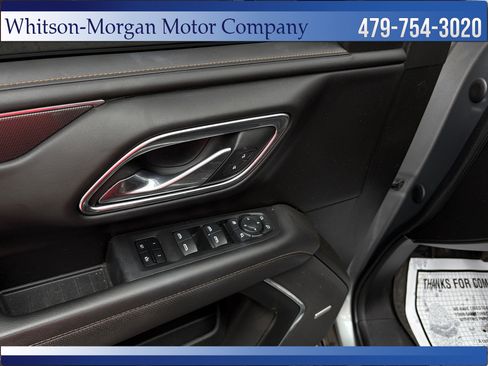 Used 2023 GMC Yukon AT4 w/ AT4 Premium Package AWD/4WD image 5