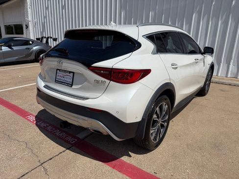 Used 2019 INFINITI QX30 AWD w/ Proassist Package image 6