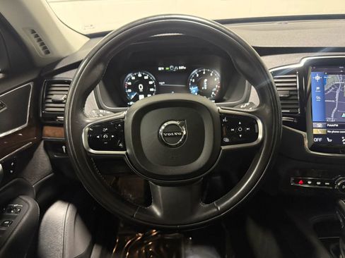 Used 2016 Volvo XC90 T6 Momentum w/ Momentum Plus Package image 26