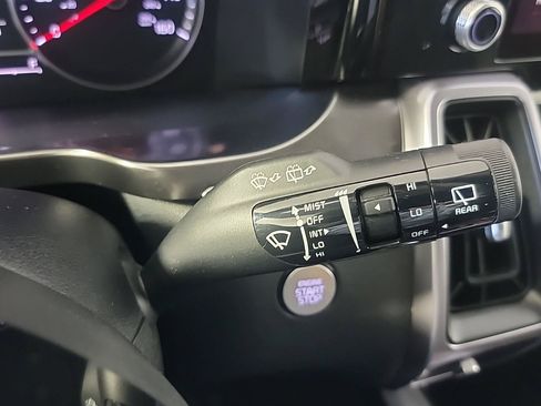 Used 2023 Kia Sorento EX AWD/4WD image 28