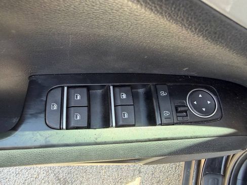 Used 2020 Kia Soul LX FWD image 13