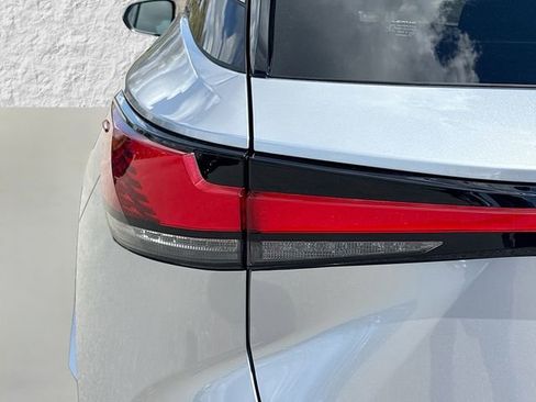 New 2026 Lexus RX 450h AWD image 10