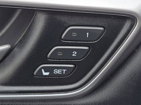 Used 2017 Honda CR-V Touring image 17