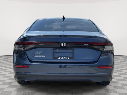 Used 2025 Honda Accord SE image 4