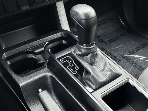 Used 2023 Toyota Tacoma SR image 17