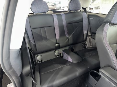 Used 2025 MINI Cooper S FWD image 11