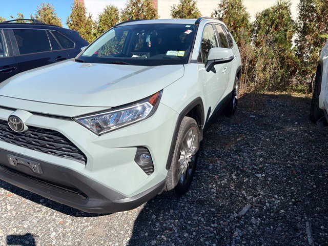 Used 2019 Toyota RAV4 XLE Premium w/ Cold Weather Package AWD/4WD image 2