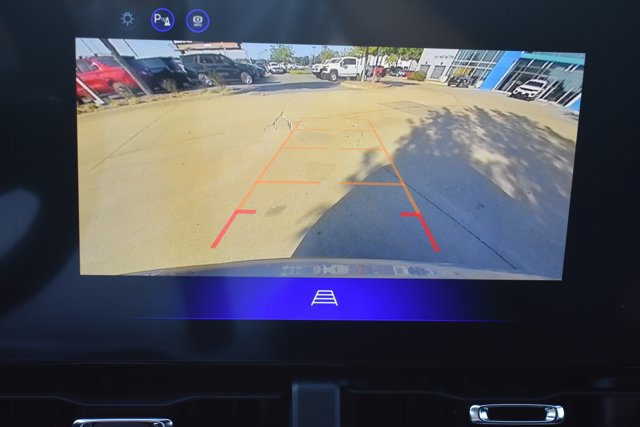 New 2027 Chevrolet Equinox LT w/ LPO, Floor Liner Package AWD/4WD image 23