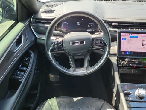 Used 2022 Jeep Grand Cherokee L Overland AWD/4WD image 18