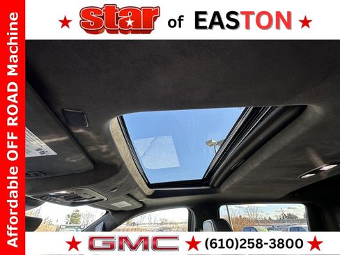 Used 2022 GMC Sierra 1500 AT4X image 33