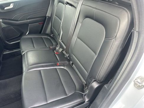 Used 2025 Ford Escape Platinum image 13