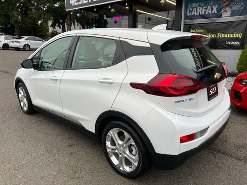 Used 2020 Chevrolet Bolt LT image 3