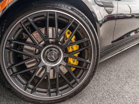 Used 2023 Mercedes-Benz SL 63 AMG 4MATIC w/ Driver Assistance Package image 4
