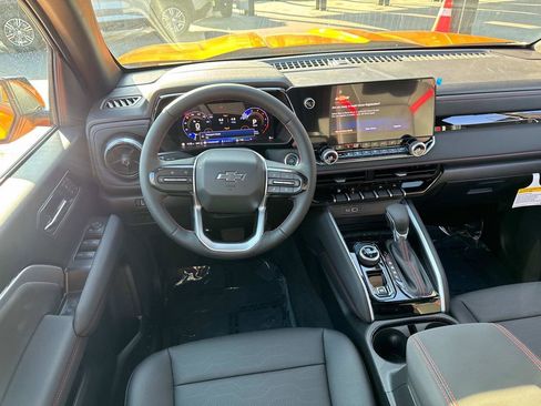New 2025 Chevrolet Colorado Z71 w/ Z71 Convenience Package 2 image 9