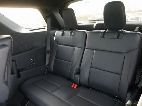 New 2026 Ford Explorer ST-Line w/ ST-Line Street Pack image 13