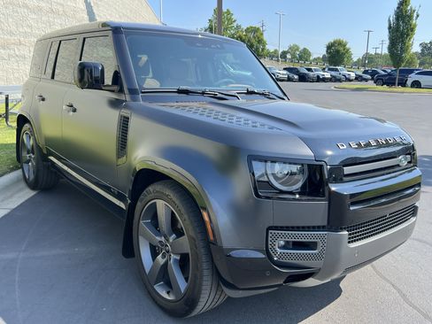 Certified 2024 Land Rover Defender 110 Carpathian Edition AWD/4WD image 9