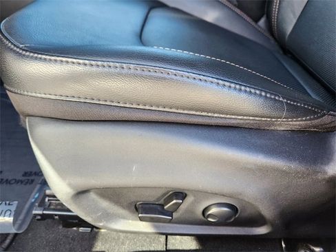 Used 2022 Jeep Compass Limited image 9