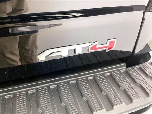 Used 2019 GMC Sierra 1500 AT4 w/ AT4 Premium Package AWD/4WD image 7