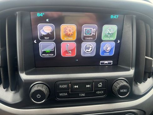 Used 2018 Chevrolet Colorado LT image 23