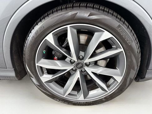 Used 2023 Audi SQ7 Prestige w/ Prestige Package image 32