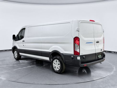 Used 2024 Ford E-Transit Low Roof RWD image 2
