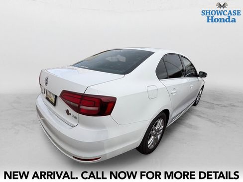 Used 2017 Volkswagen Jetta S w/ Jetta S Cold Weather Package image 5