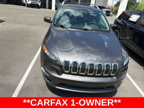 Used 2016 Jeep Cherokee Latitude w/ Safety/Convenience Group AWD/4WD image 1