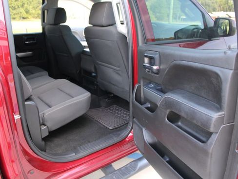 Used 2018 Chevrolet Silverado 1500 LT w/ All Star Edition image 13