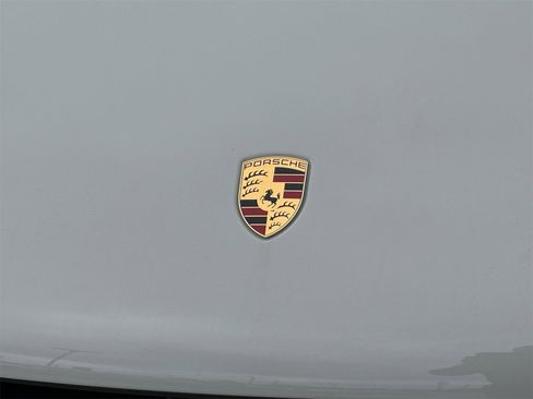 New 2026 Porsche Macan S image 12