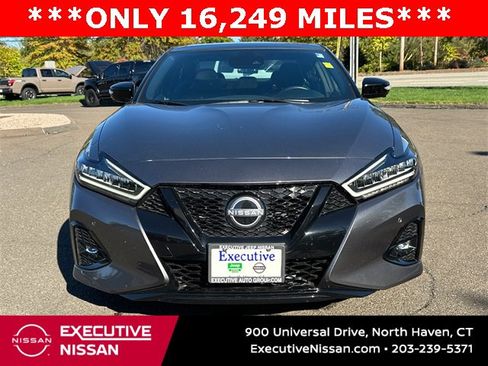 Certified 2023 Nissan Maxima SR w/ Sport Mat Group image 6