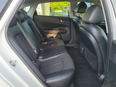Used 2019 Kia Optima S w/ S Panoramic Sunroof Package FWD image 12