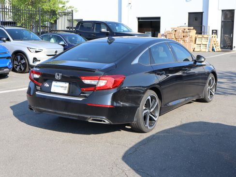 Used 2022 Honda Accord Sport image 10