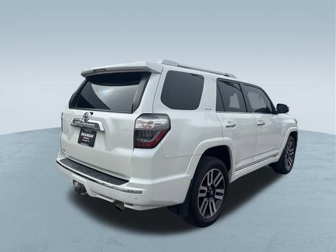 Used 2017 Toyota 4Runner Limited image 8