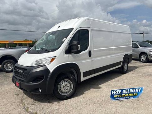 New 2026 RAM ProMaster 2500 w/ Convenience Group FWD image 1