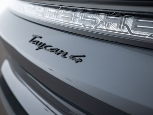 New 2025 Porsche Taycan 4 Cross Turismo image 25