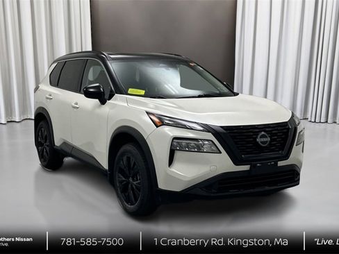 Certified 2023 Nissan Rogue SV w/ SV Premium B Package image 3