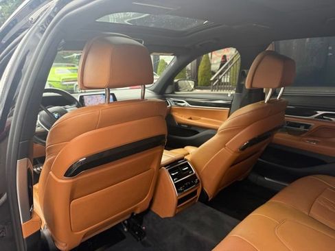 Used 2016 BMW 740i RWD image 17