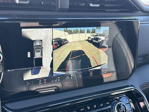 Used 2025 GMC Sierra 1500 AT4 image 14