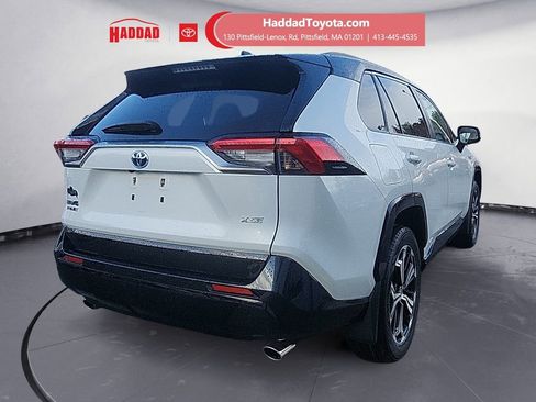 Used 2023 Toyota RAV4 XSE w/ Weather Package AWD/4WD image 5