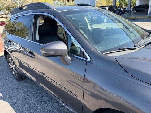 Used 2019 Subaru Outback 2.5i Limited image 16