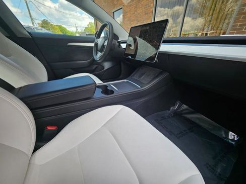 Used 2023 Tesla Model 3 Standard Range image 50