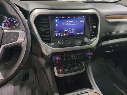 Used 2023 GMC Acadia SLE w/ Driver Convenience Package image 27