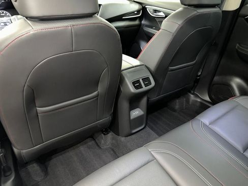 Certified 2023 Buick Envision Essence w/ Sport Touring Package image 22