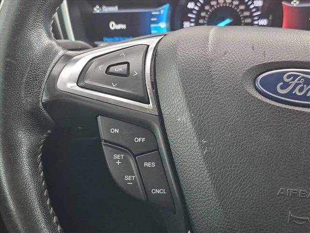 Used 2020 Ford Fusion SE w/ Equipment Group 151A FWD image 17