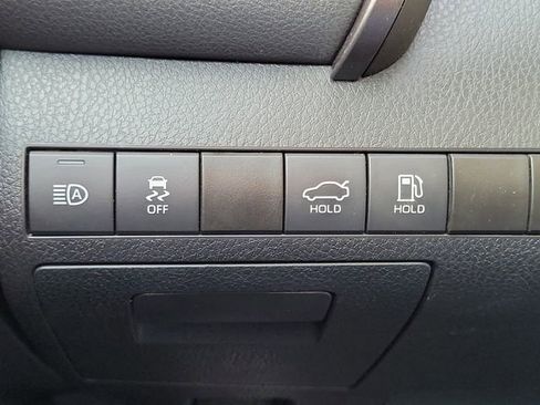 Used 2021 Toyota Camry XSE FWD image 14
