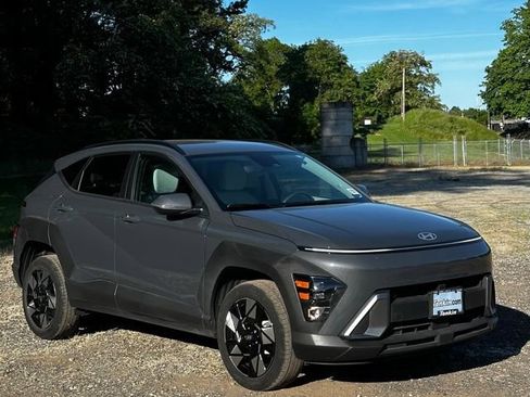 Certified 2024 Hyundai Kona SEL AWD/4WD image 1